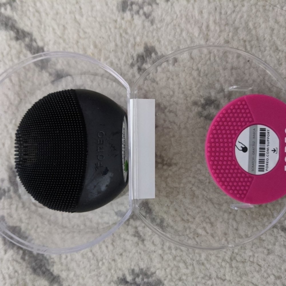 Foreo mini luna - midnight black color